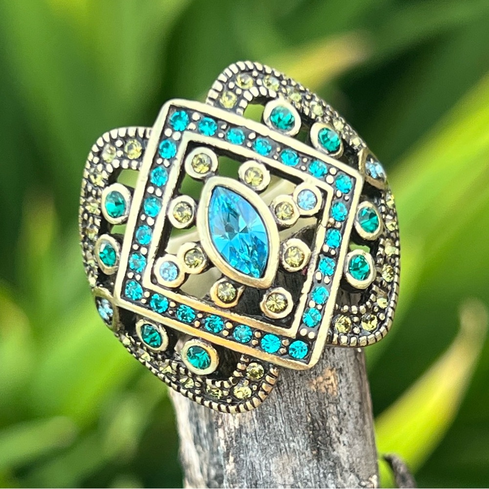 Vintage Heidi Daus Art Deco Swarovski Crystal Cocktail Ring Size 10 Statement